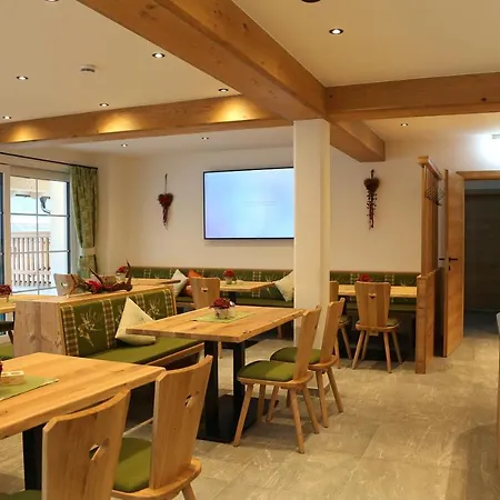 Aparthotel Schmiedgut Haus im Ennstal